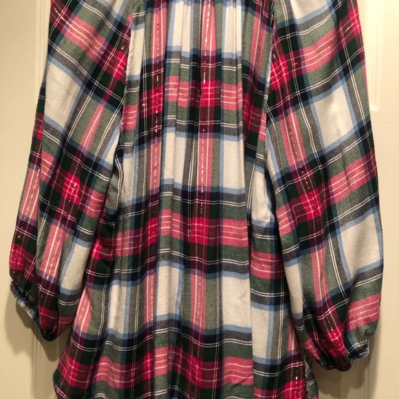 Feminine take on plaid! Metallic thread woven in.  Dress up/down w/ accessories. - Picture 3 of 6